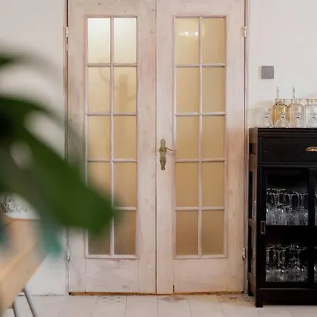 Von Aghte Big Apartamento *